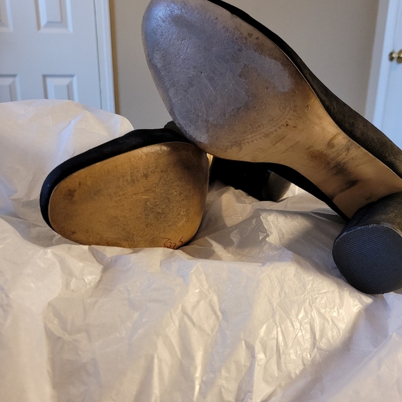 ISOLA -ELAINE BLACK SUEDE PUMPS - Picture 3 of 10